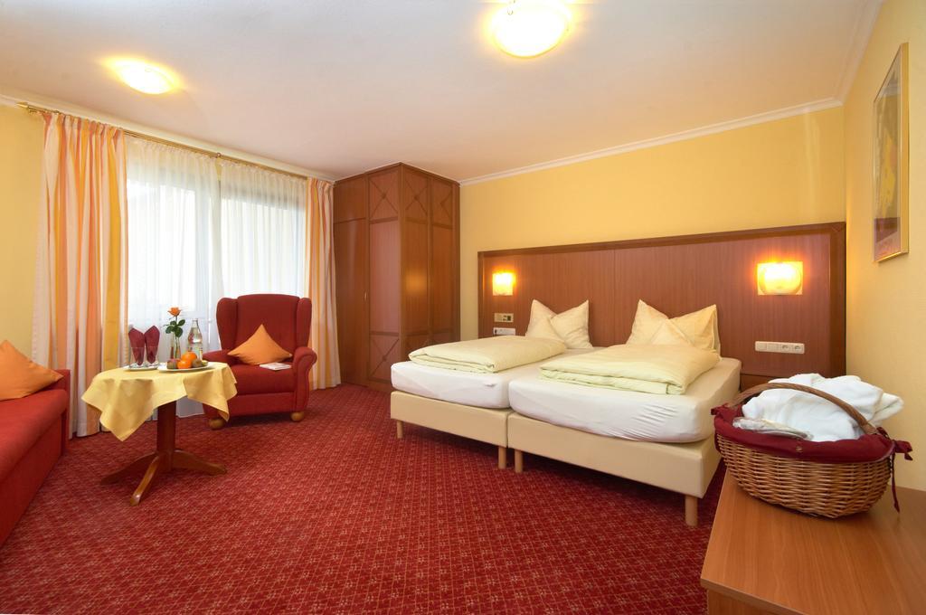 Kurhotel Kaiser Trajan 巴特乔京 客房 照片